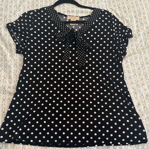 Polka Dot Tie-Neck Short Sleeve Top - Black/White